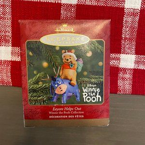 Hallmark Ornament Winnie the Pooh